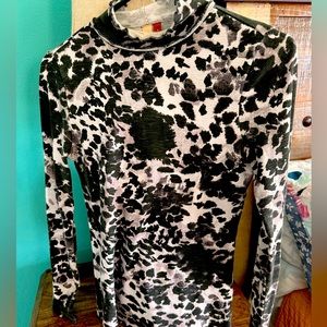 Long sleeve turtleneck shirt.